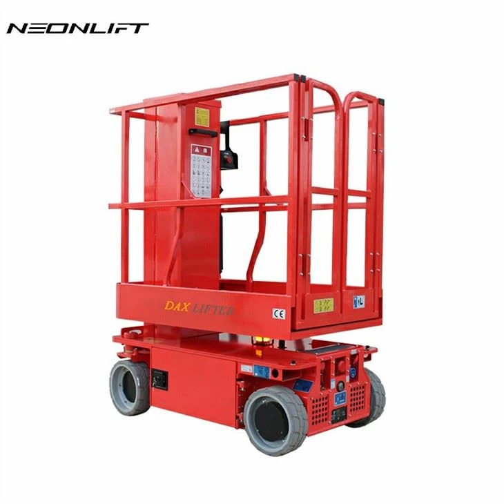 Self-propelled Telescopic Lift
